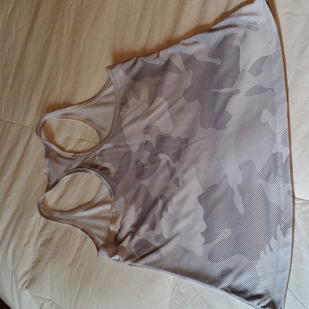 Tank top - Picture 2 of 2